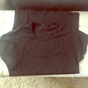 lululemon athletica Seamless Tech Shirt Size 6